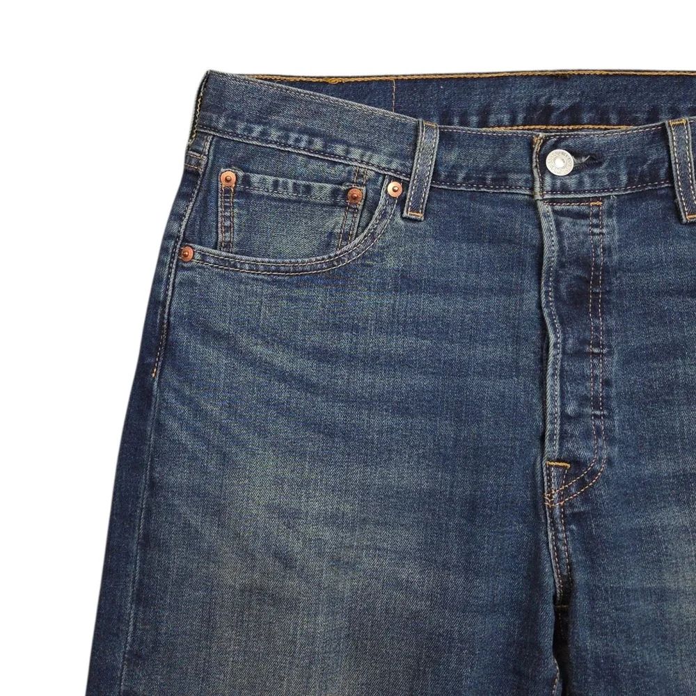 Levis 501 Jeans Mens 34 x 32 Straight Leg‎ Button Fly